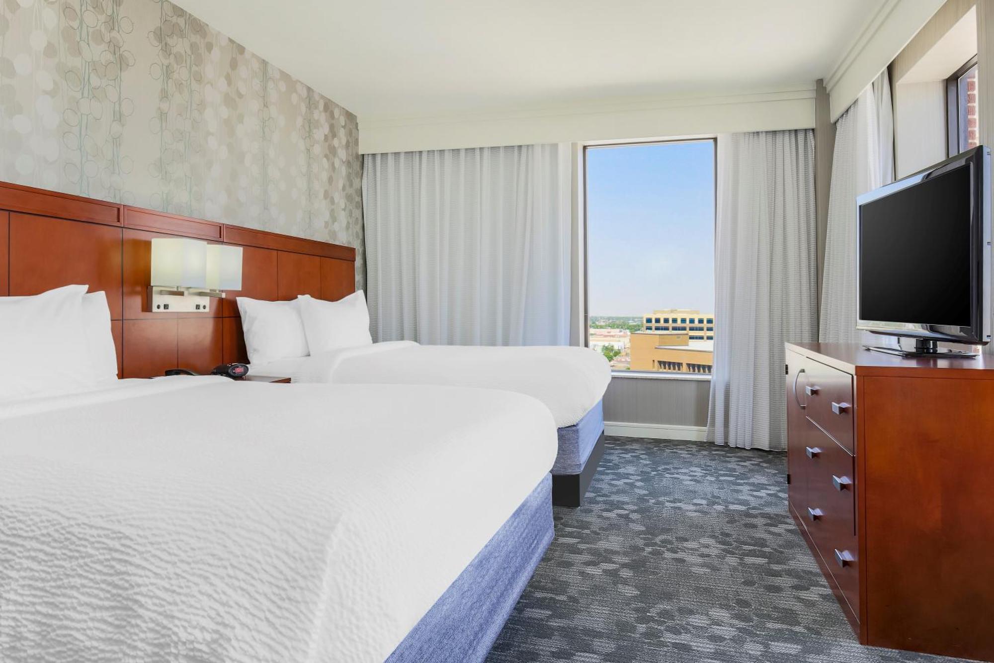 Courtyard By Marriott Amarillo Downtown Hotel Exterior photo