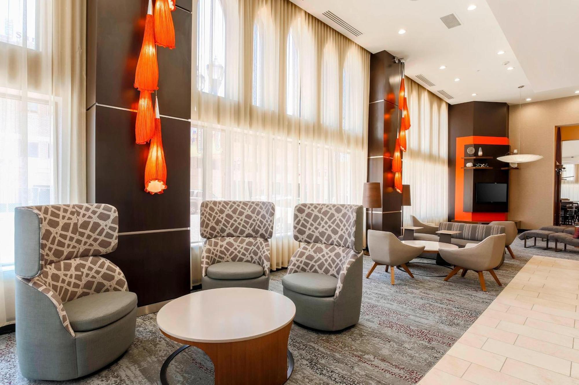 Courtyard By Marriott Amarillo Downtown Hotel Exterior photo