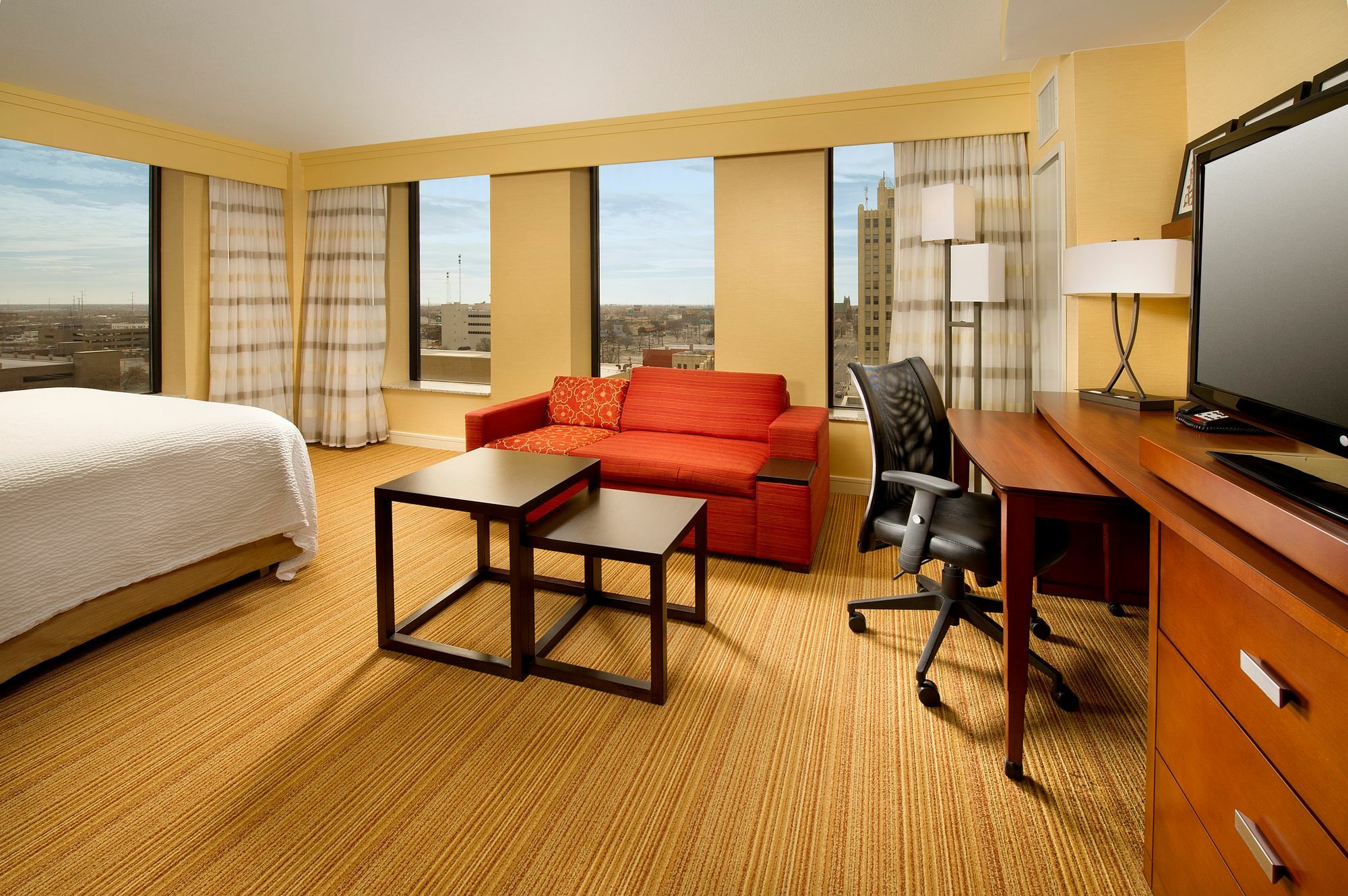 Courtyard By Marriott Amarillo Downtown Hotel Exterior photo